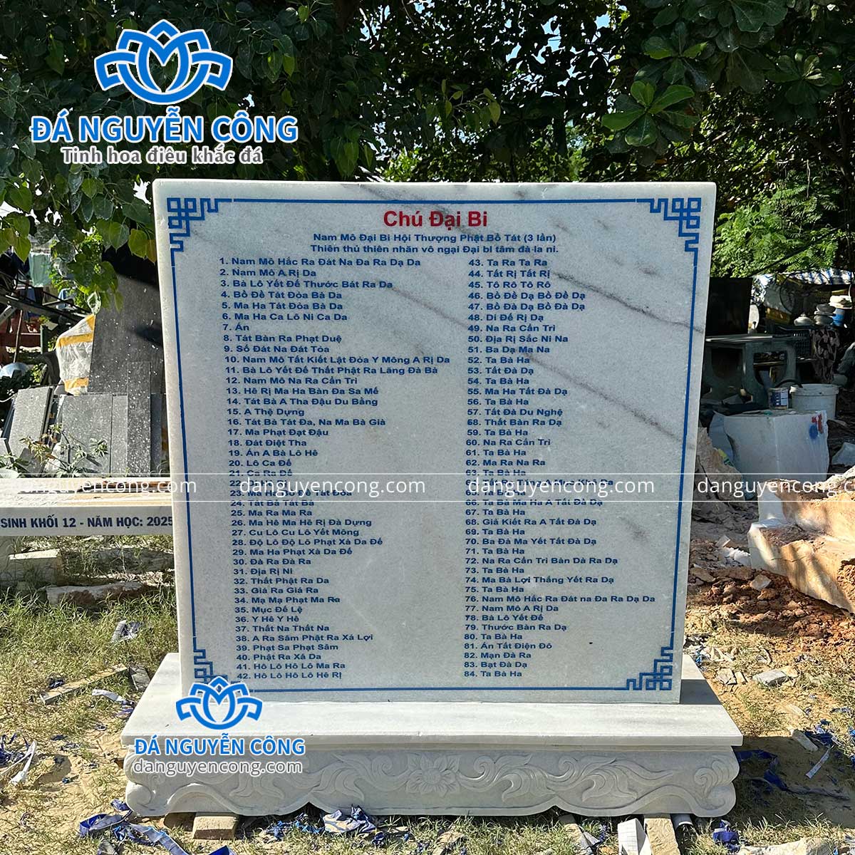 Bảng hiệu đá tự nhiên Chú Đại Bi cao 1m4 bảng hiệu đá tự nhiên chú đại bi cao 1m4